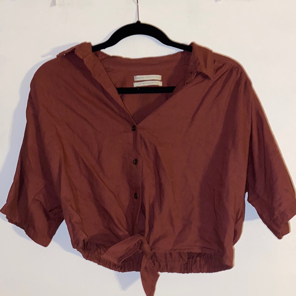 URBAN OUTFITTERS maroon top